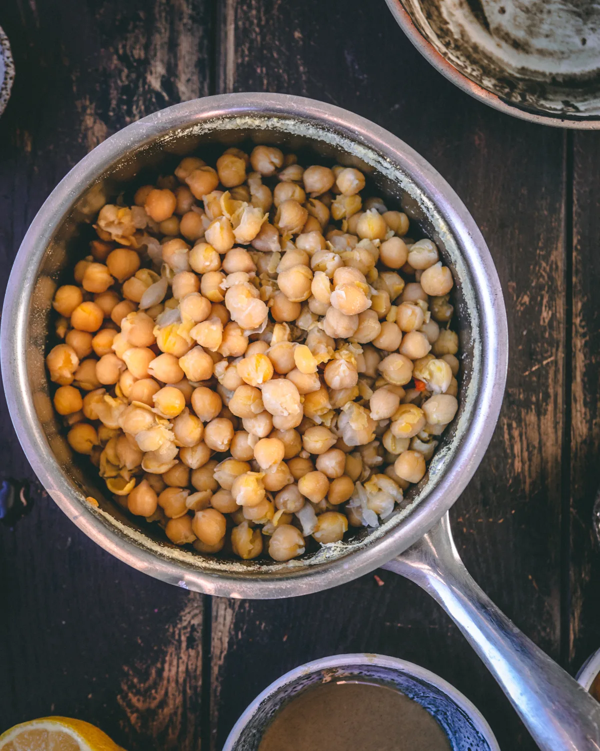 chickpeas-cooked-after-adding-baking-soda-to-water