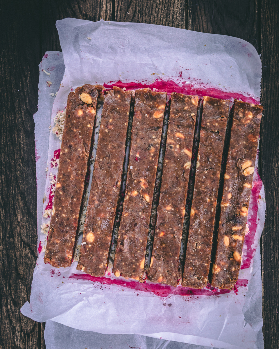 Raspberry bars sliced 