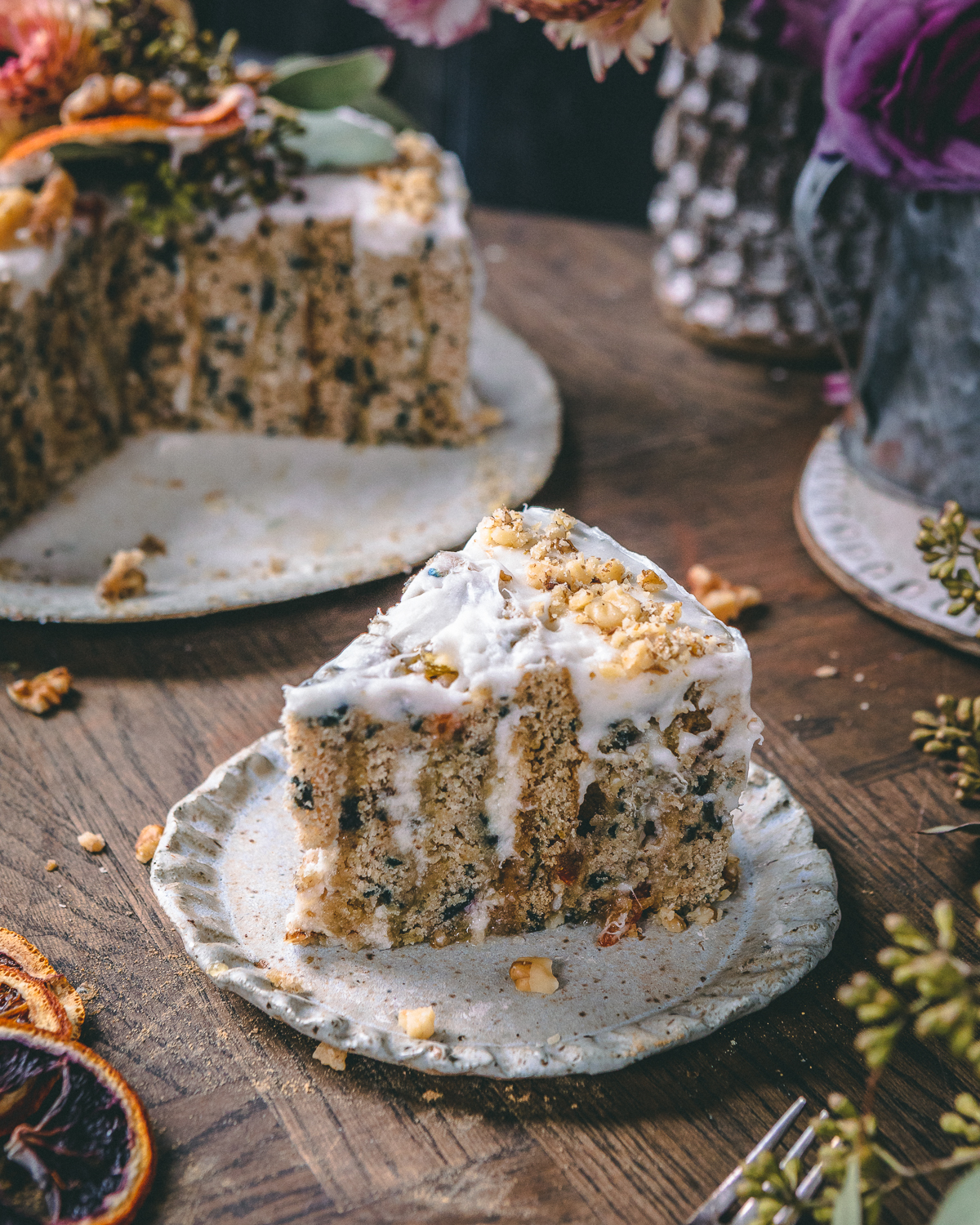 another drool worthy shot of this delicious carrot cake 