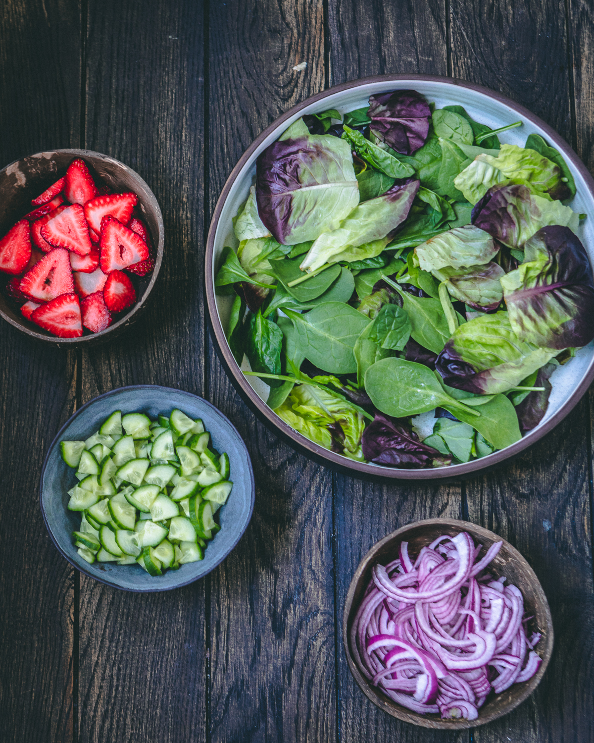 Ingredients for strawberry spinach salad