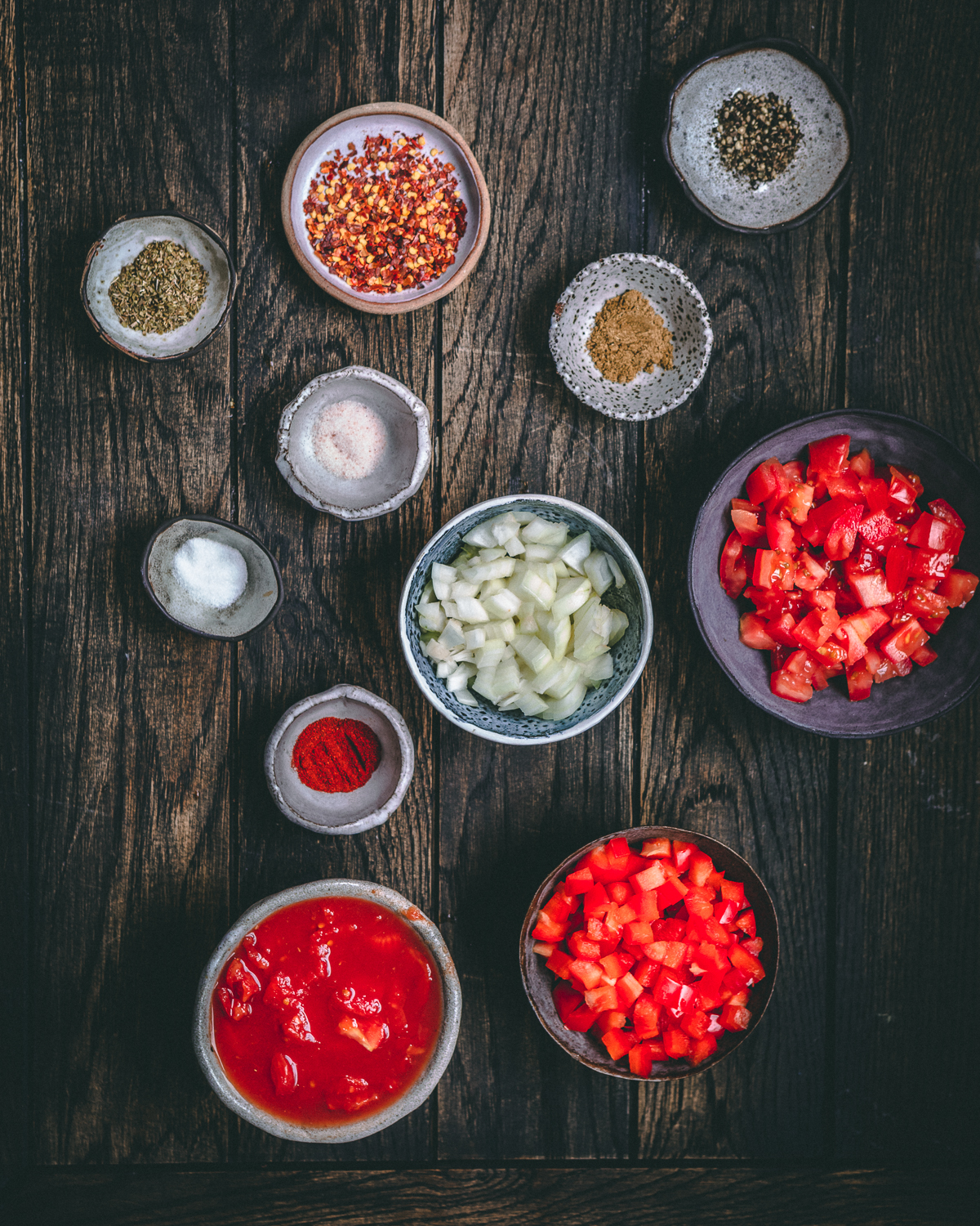 Ingredients for sauce Shakshuka