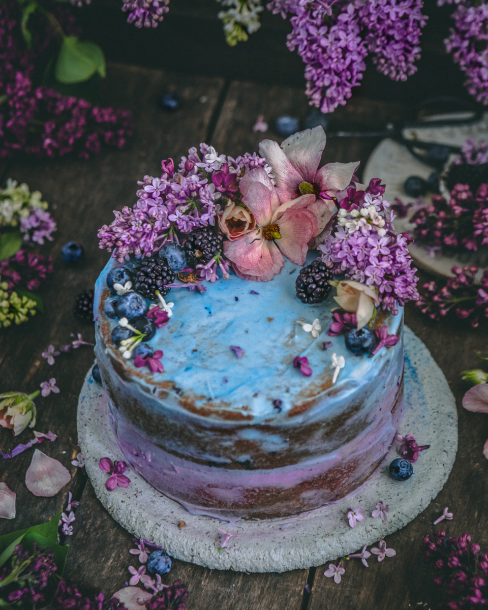 Wild blueberry cake whole